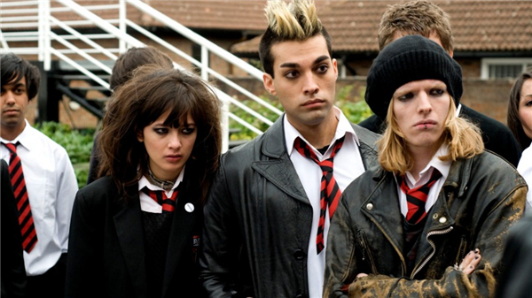 披甲持刀的英国Teenager 比剃刀党更凶险!