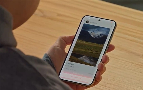 业内称AI手机模拟用户行为违法:如果推广 互联网要翻天